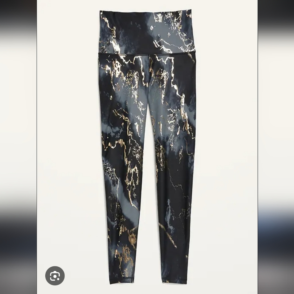 Old Navy | Extra High-Waisted PowerSoft Light Compression Hidden-Pocket Leggings